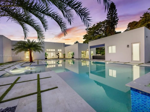 Villa di nuova costruzione a Miami