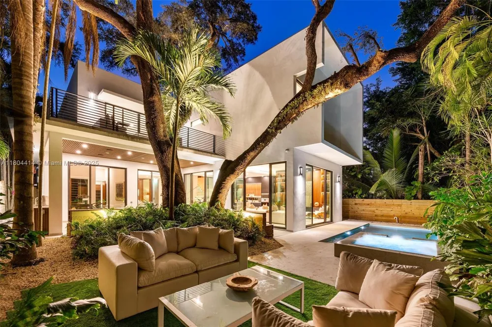 Villa con finiture di lusso a Miami