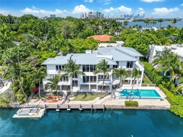 Stupenda villa sul mare a Miami