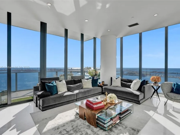 Splendido attico vista mare a Miami