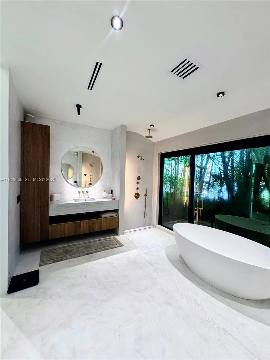 ALEI22755-villa-miami-23