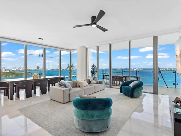 Missoni Baia 34° Piano — Lusso Iconico sul Waterfront di Miami