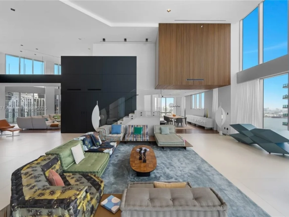 Attico duplex d’autore a Brickell con vista panoramica e design firmato