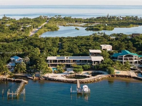 Un rifugio privato sul Golfo: una delle proprietà waterfront più esclusive delle Florida Keys