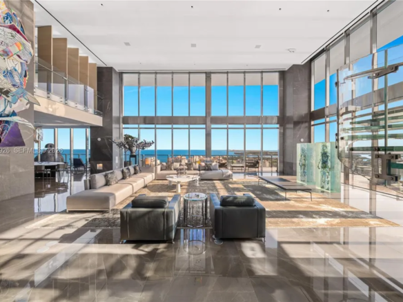 L’Attico Più Esclusivo di Miami Beach | Penthouse Trophy su Tre Livelli con Rooftop Privato, Piscina e Vista Oceano a South of Fifth